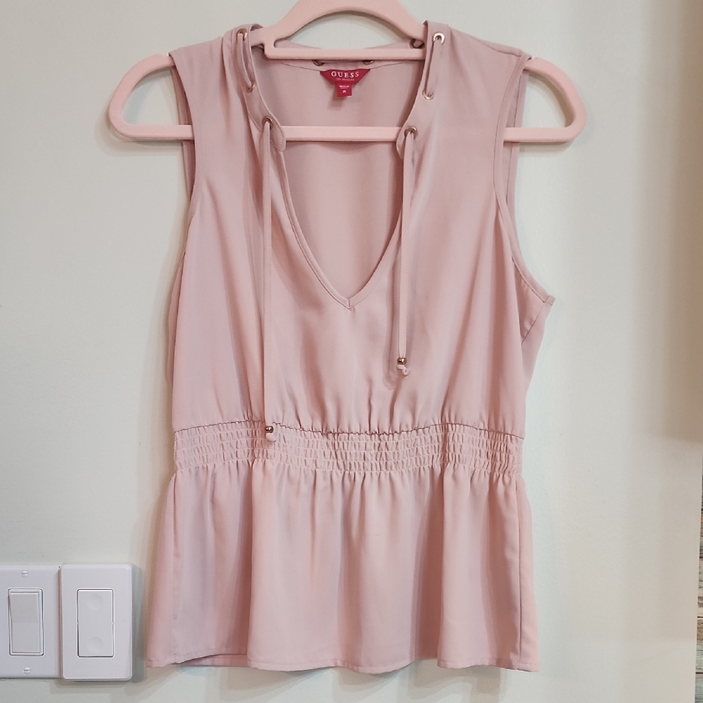 GUESS Pink Sleeveless Top 🛍